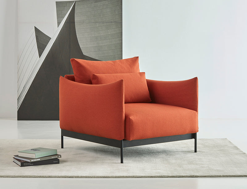 Leyi Armchair