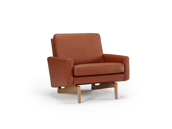 Retro Armchair - Tan Leather