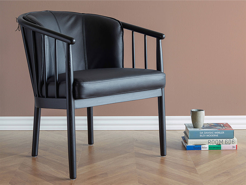 Scandi Armchair - Black Leather